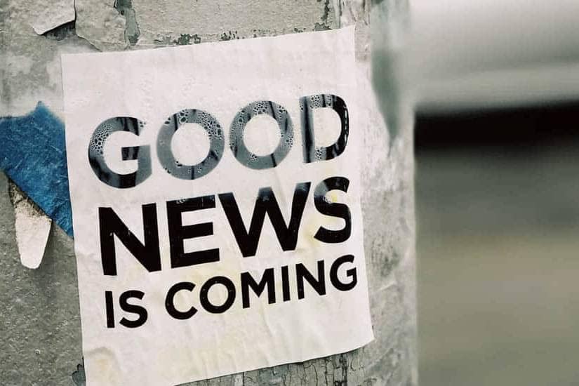 Good News_Marketing in a Recession_jon-tyson-XmMsdtiGSfo-unsplash 950x550px